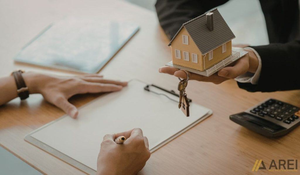 Alternative Strategies for Selling a Home with a Lien